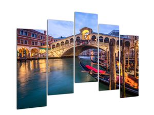 Kép a falon - híd Velencében